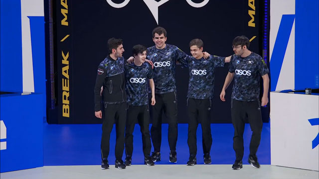 RNG遭重？FNC完成翻盘！果子哥背锅，解说米勒：节奏不太对了休闲区蓝鸢梦想 - Www.slyday.coM