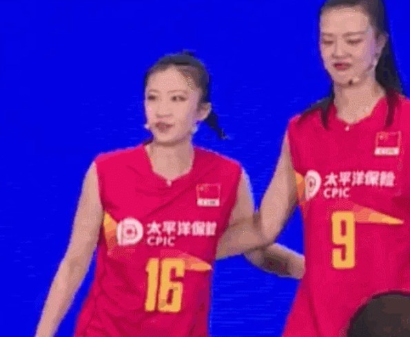 女排5大世界冠军罕见重聚!张常宁丁霞久违拥抱,李盈莹感谢郎平休闲区蓝鸢梦想 - Www.slyday.coM 女排5大世界冠军罕见重聚!张常宁丁霞久违拥抱,李盈莹感谢郎平休闲区蓝鸢梦想 - Www.slyday.coM