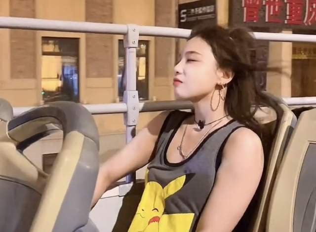 网红猫猫子直播自杀的原因揪心!因网友怂恿才逞强喝下农药休闲区蓝鸢梦想 - Www.slyday.coM 网红猫猫子直播自杀的原因揪心!因网友怂恿才逞强喝下农药休闲区蓝鸢梦想 - Www.slyday.coM