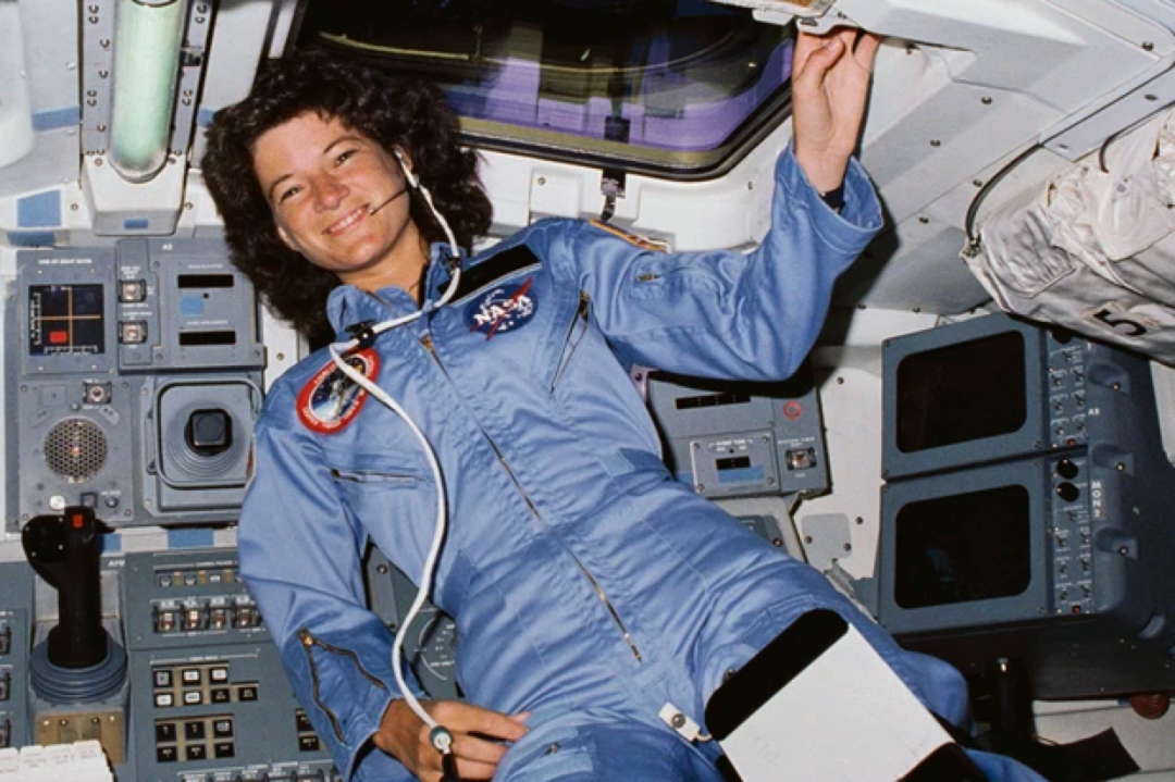 为何外媒"钟情"王亚平|太空|航天员|前苏联_新浪新闻