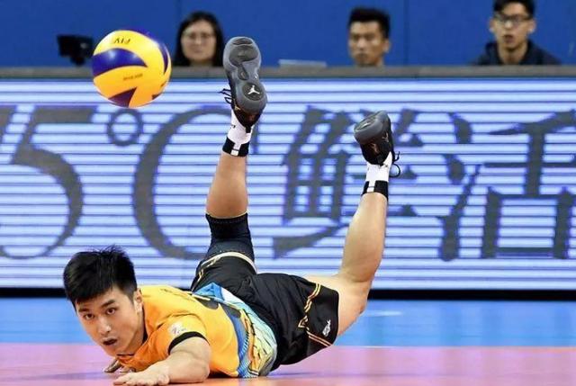 男排主力自由人宣布退役,缺席全运让人遗憾,曾说就想参加奥运会