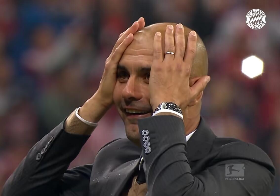 克洛普的捂脸表情06是否让你想起瓜迪奥拉这一名场面