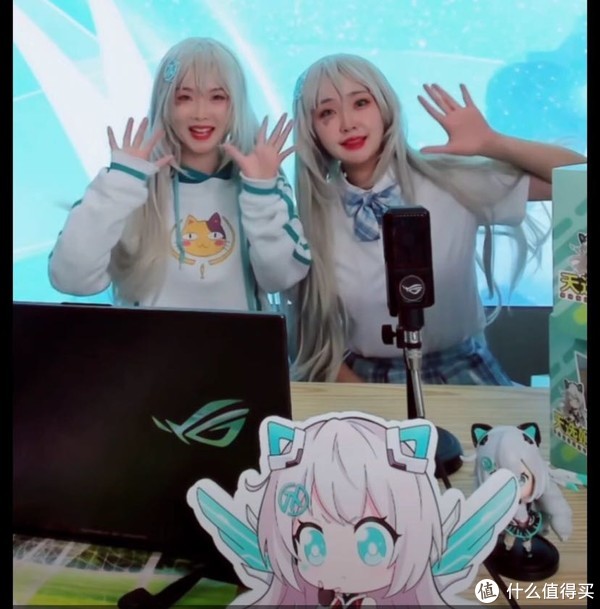 天选姬给你加油华硕天选姬手办开箱