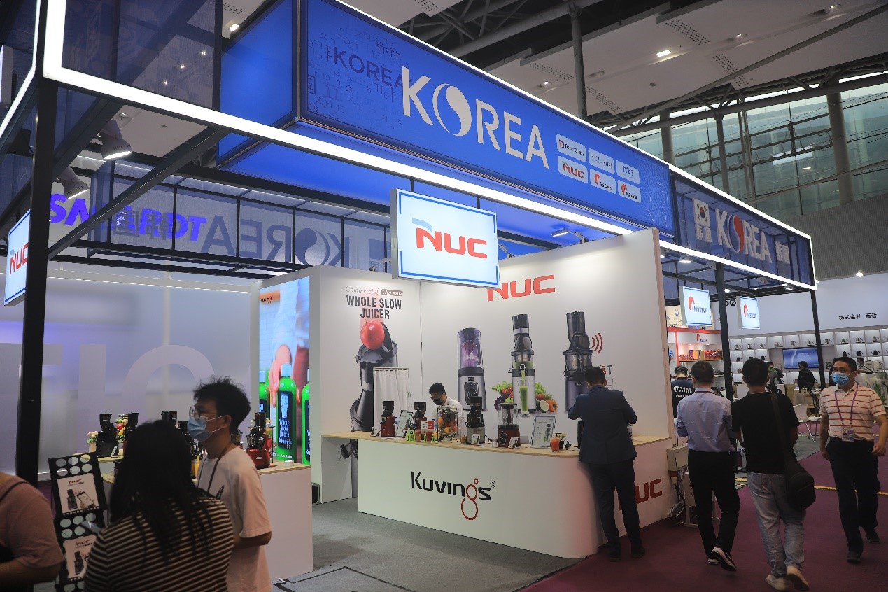 图集走访第130届广交会进口展小家电依旧火爆客流量超出预期