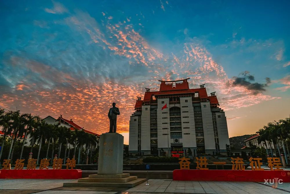 秋波中潋滟时光剪影,回首"嘉"已十八年华|剪影|嘉园|时光_新浪新闻