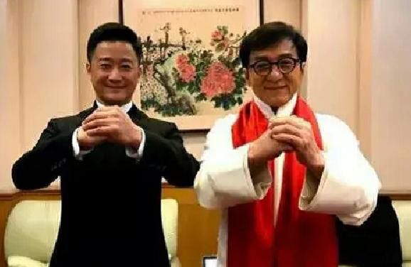 太酸了!成龙接受采访,称自己演戏几十年不如吴京4部剧!休闲区蓝鸢梦想 - Www.slyday.coM 太酸了!成龙接受采访,称自己演戏几十年不如吴京4部剧!休闲区蓝鸢梦想 - Www.slyday.coM