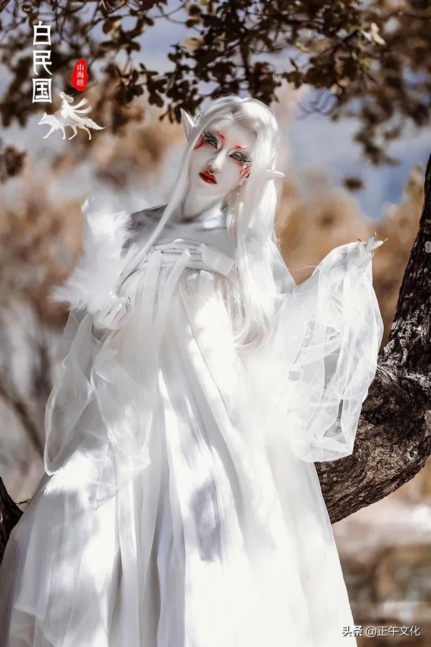 一人一生活嘉玲仿妆扮成各种角色走进山海经的奇妙世界