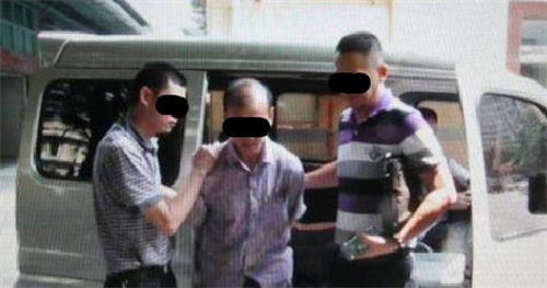 湖北一场师生畸恋:28岁老师爱上15岁女学生,因怀孕痛下毒手休闲区蓝鸢梦想 - Www.slyday.coM 湖北一场师生畸恋:28岁老师爱上15岁女学生,因怀孕痛下毒手休闲区蓝鸢梦想 - Www.slyday.coM