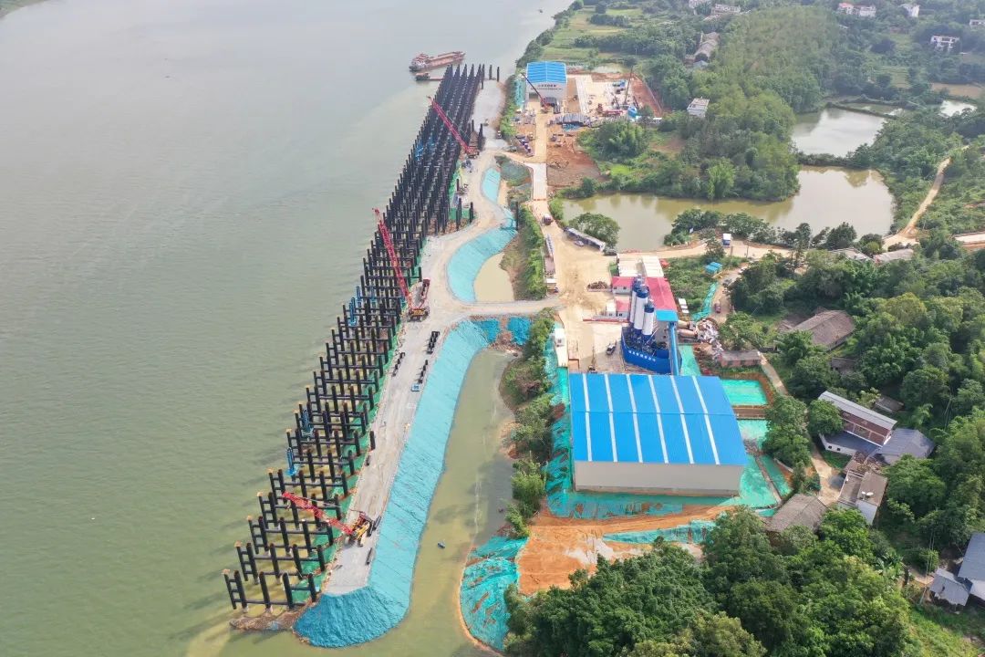 赣州首个千吨级货运码头施工顺利赣粤运河真要来了