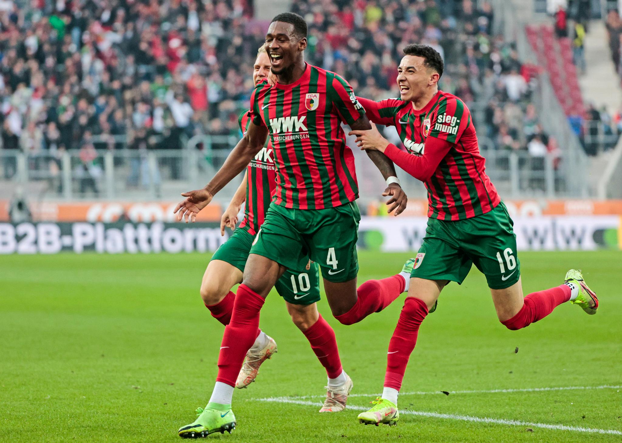 足球——德甲:奥格斯堡平比勒费尔德|比勒费尔德|奥格斯堡|鲁伊兹