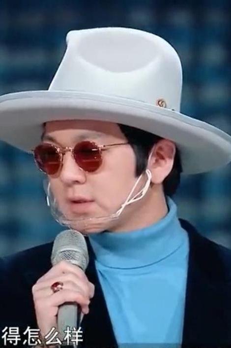 张哲轩回应马思纯为其新歌献声高调表白这是给爱人写的歌