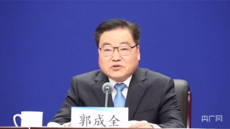 河南省委组织部副部长郭成全(央广网记者 王勇生摄)