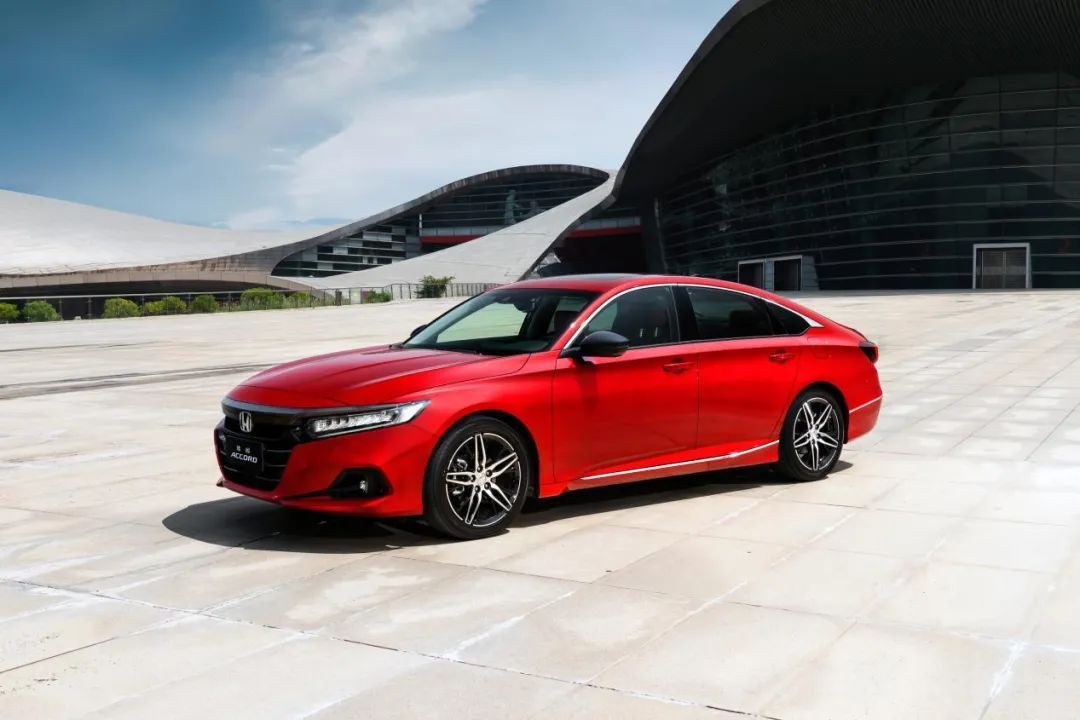 广州本田雅阁(广州本田雅阁最新款)