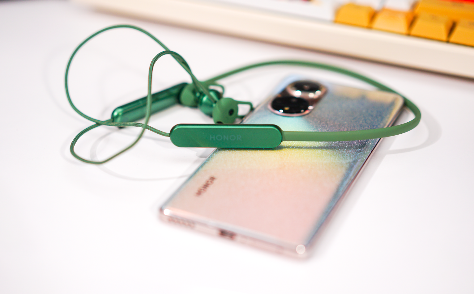 荣耀xsportpro蓝牙耳机上手一款解决了续航短板的运动耳机