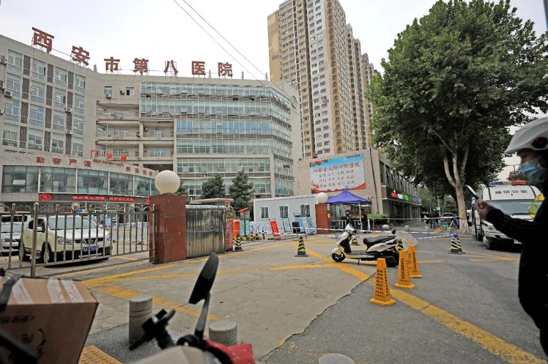 1名小学生感染！一家面馆3个月两次遇上确诊游客！上海夫妻回应争议，网友提出两点疑问休闲区蓝鸢梦想 - Www.slyday.coM