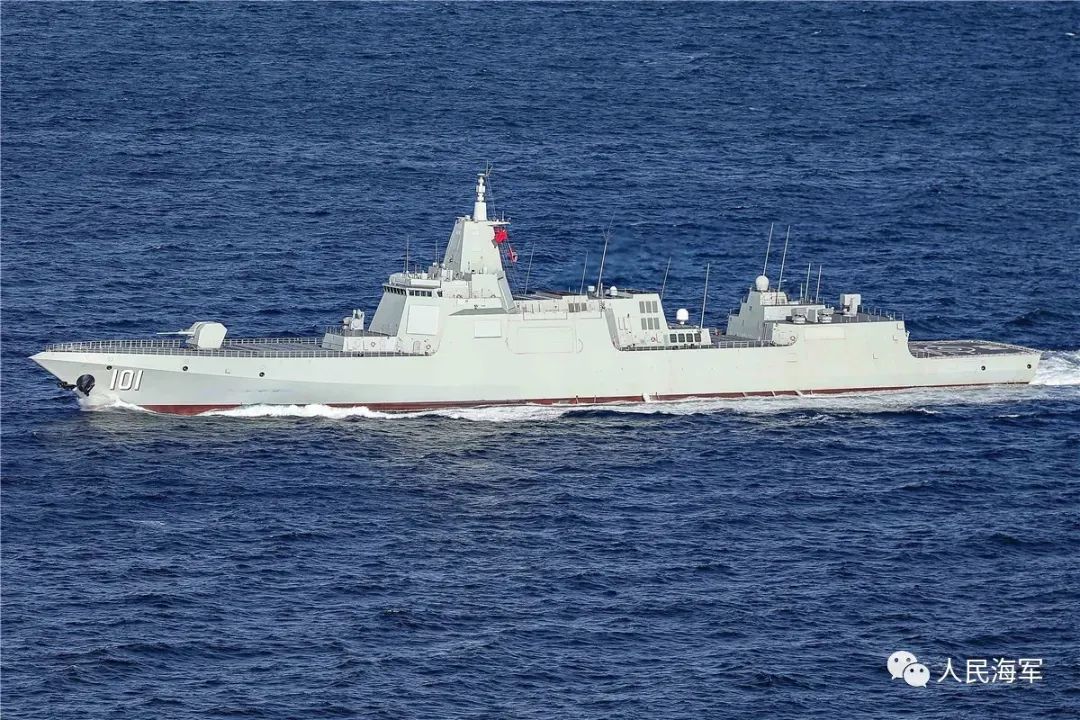 浩浩荡荡！中俄10艘舰艇通过日本津轻海峡休闲区蓝鸢梦想 - Www.slyday.coM