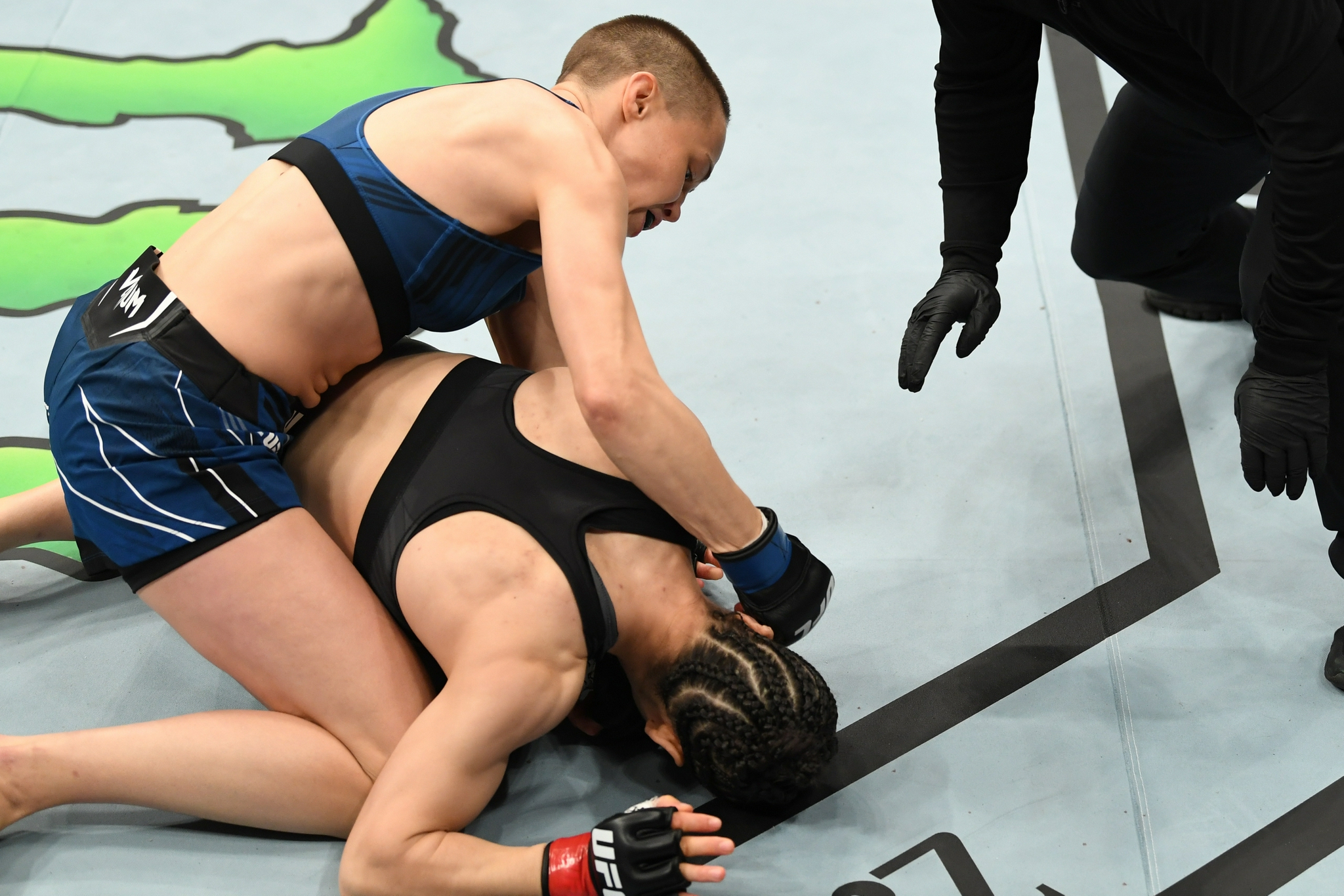 独家专访张伟丽迎战罗斯的二番战让世界看到全新的我