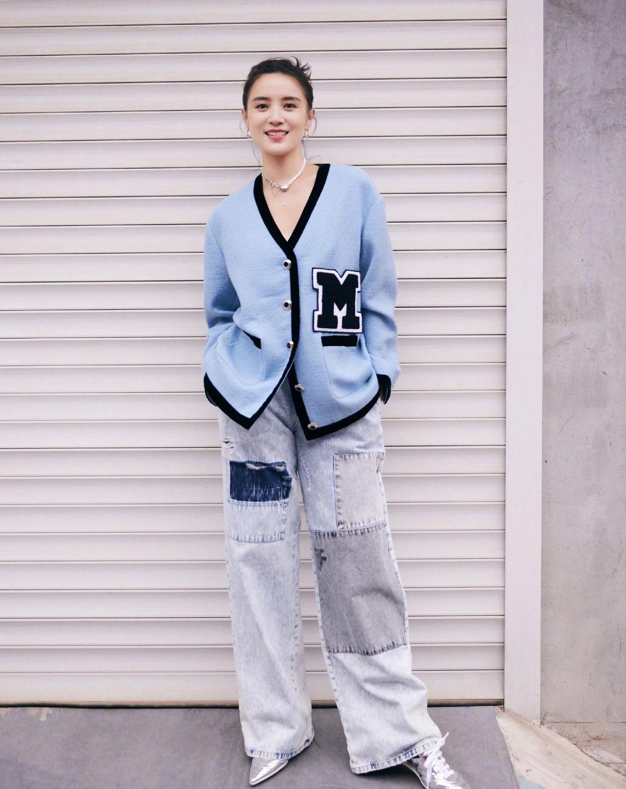 宋佳的高级感不是吹的一身黑色连衣裙高贵冷艳气场全开