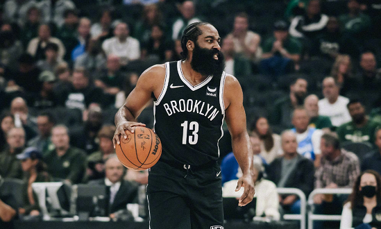 一级恶意犯规！阿德防守垫脚米德尔顿，遭抨击：伸腿挺坏的休闲区蓝鸢梦想 - Www.slyday.coM