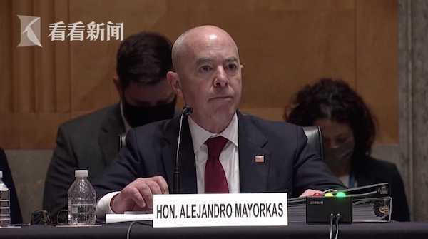 视频｜美国国土安全部长确诊新冠 2天前与拜登夫妇同框休闲区蓝鸢梦想 - Www.slyday.coM