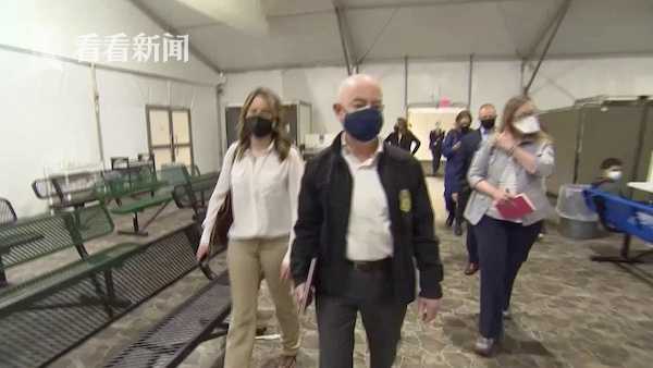 视频｜美国国土安全部长确诊新冠 2天前与拜登夫妇同框休闲区蓝鸢梦想 - Www.slyday.coM