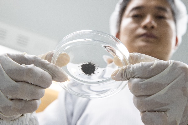 嫦娥五号月球样品有了新发现！20亿年前玄武岩揭示月球演化奥秘休闲区蓝鸢梦想 - Www.slyday.coM