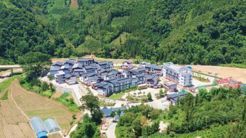 百坭村新貌(央广网发 黎世磊摄)