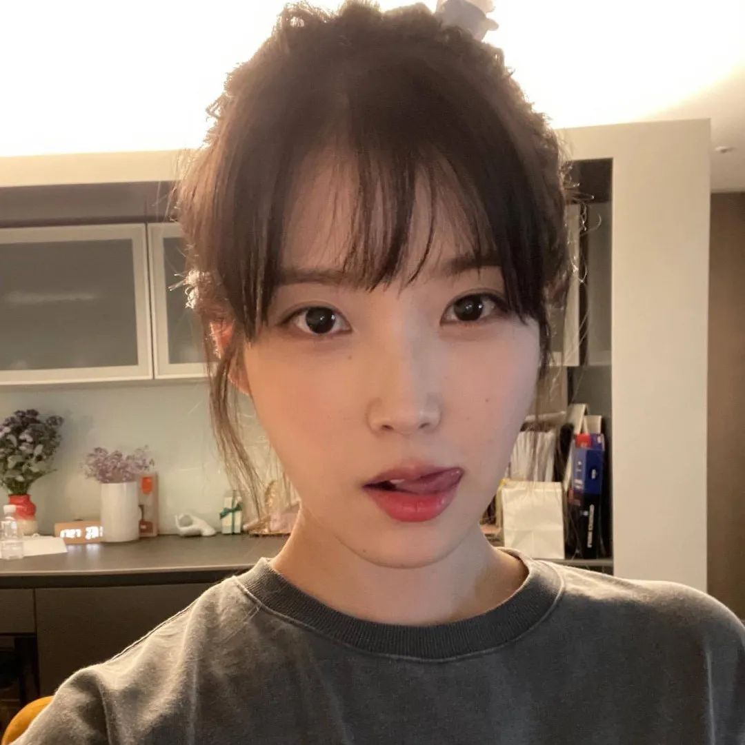 IU为什么喜欢吃薄荷巧克力 曾经情有独钟现在她为改变主意而道歉