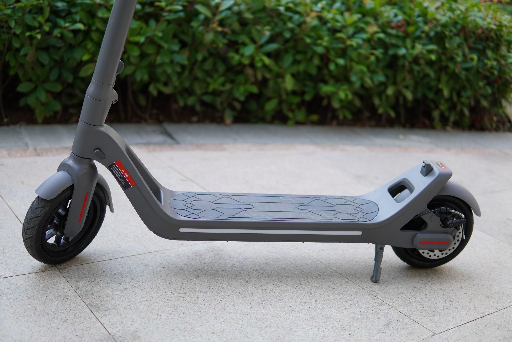 智慧出行,短途代步好帮手,华为智选 乐骑电动滑板车简评-新浪汽车