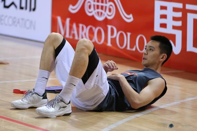 辽篮真的这么缺钱吗，先是想新疆白送周琦，后有郭艾伦拒交罚款休闲区蓝鸢梦想 - Www.slyday.coM