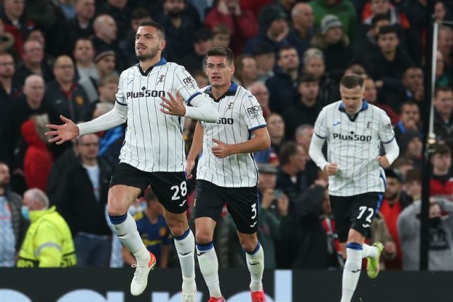 C罗绝杀只能稳帅位三天—7轮丢12球的纸糊防线要见红休闲区蓝鸢梦想 - Www.slyday.coM