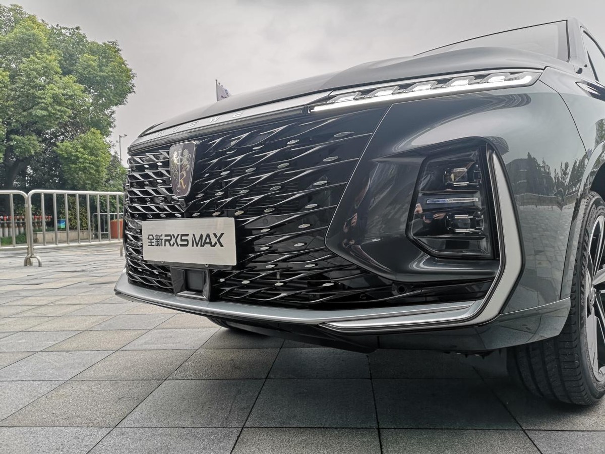汽车看点 自媒体 正文10月21日,上汽荣威旗下中期改款荣威rx5 max