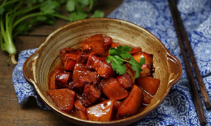 天冷后该多吃炖肉,大厨分享5个炖肉诀窍,炖肉鲜嫩入味不腥不柴