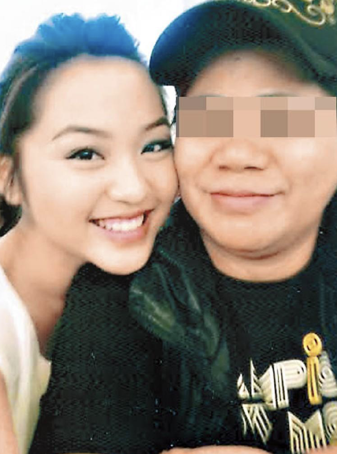 林颖彤回应母亲与男公关往来,直言不会干涉对方私生活,开心就好|林颖彤|男公关|母亲_新浪新闻