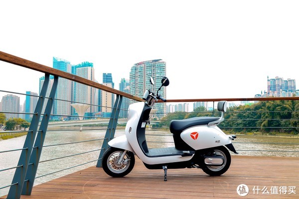 高颜值低温依然有长续航mini车主的雅迪m3电动车