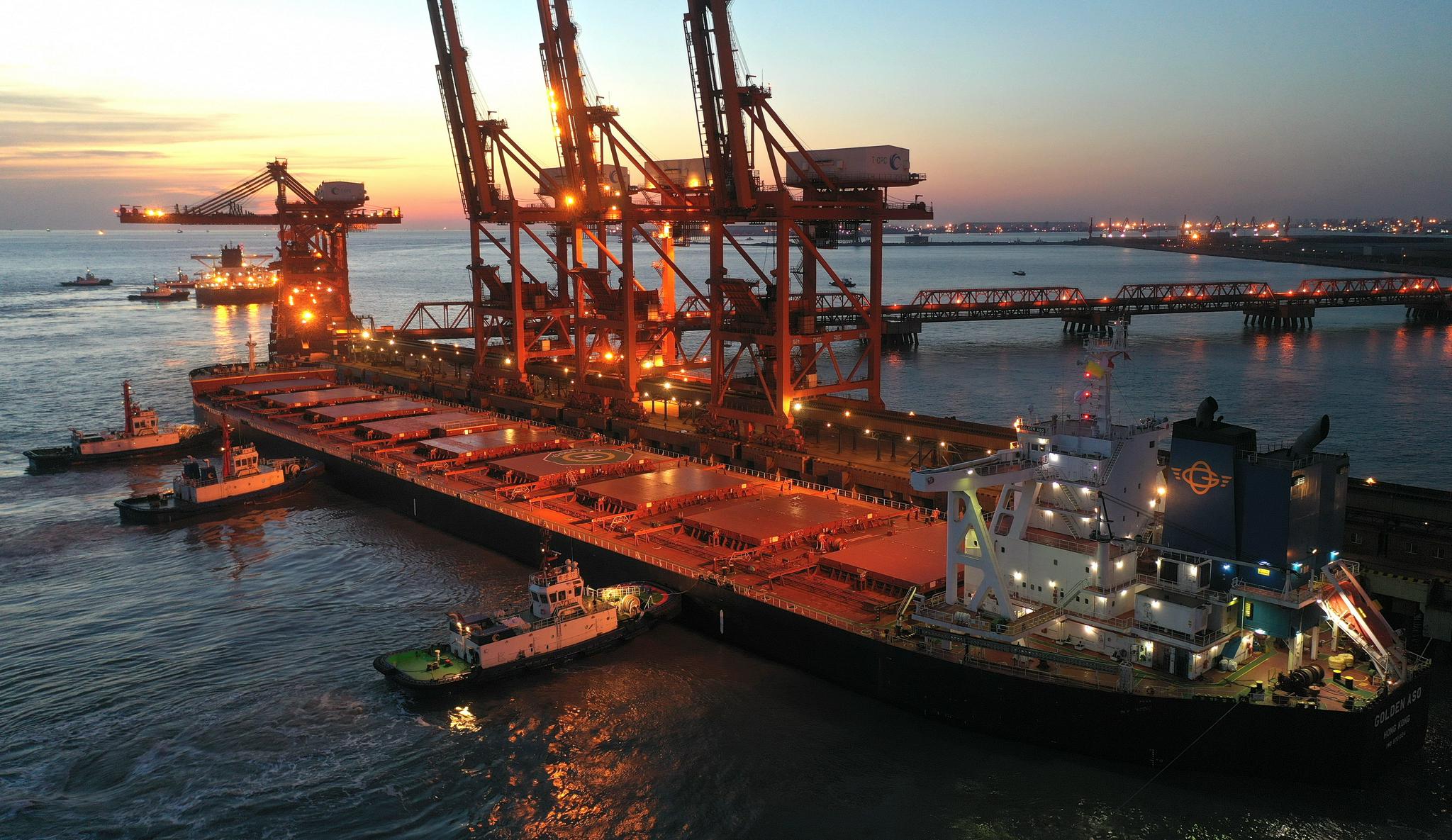 河北曹妃甸港区前三季度货物吞吐量同比增长11.