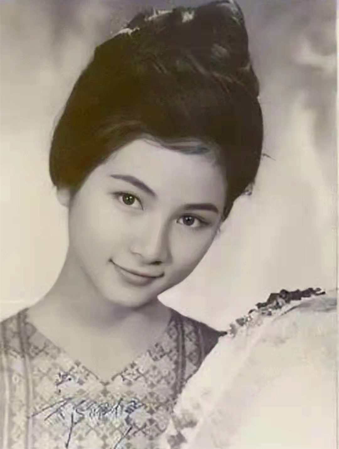 你不知道的娱乐圈资深美貌女星