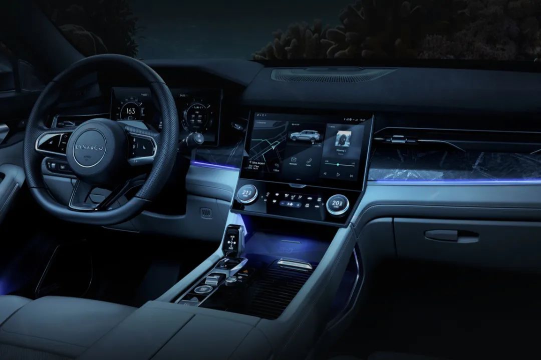 30万级新能源豪华SUV哪家强？领克09 PHEV对比理想ONE