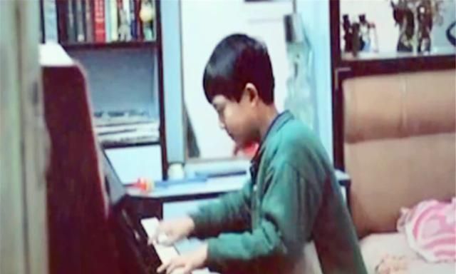 李云迪,因“贪图”美色毁一生,让高学历的女友情何以堪休闲区蓝鸢梦想 - Www.slyday.coM 李云迪,因“贪图”美色毁一生,让高学历的女友情何以堪休闲区蓝鸢梦想 - Www.slyday.coM