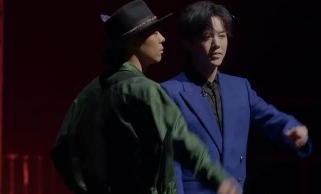 李云迪涉嫌嫖娼被抓,宏迪CP终于be了……休闲区蓝鸢梦想 - Www.slyday.coM 李云迪涉嫌嫖娼被抓,宏迪CP终于be了……休闲区蓝鸢梦想 - Www.slyday.coM