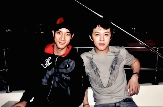 李云迪嫖娼被抓,王力宏尴尬上热搜,网友惊呼：他居然不是gay?休闲区蓝鸢梦想 - Www.slyday.coM