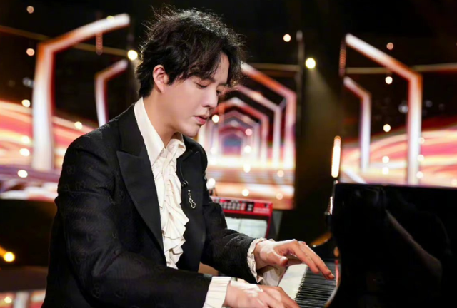 李云迪嫖娼被拘后续，恩师痛心，头衔被下，央视网评：自作孽休闲区蓝鸢梦想 - Www.slyday.coM