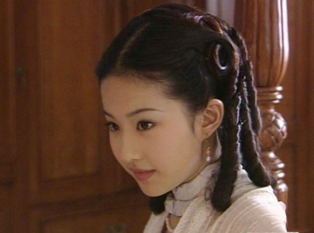 《第一炉香》首映口碑惨淡，马思纯没读懂张爱玲，也没追上周冬雨休闲区蓝鸢梦想 - Www.slyday.coM