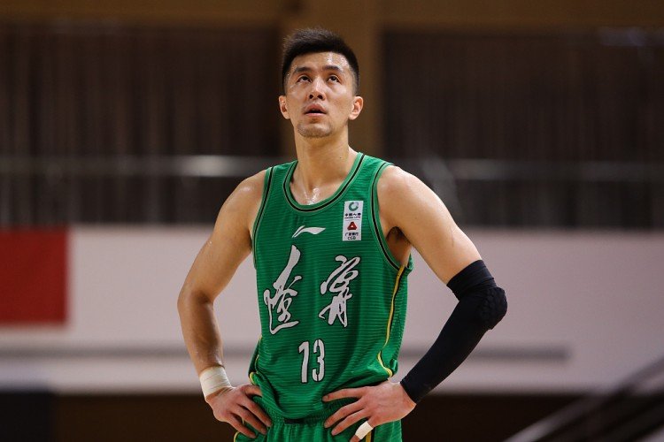 破财消灾!郭艾伦终于向CBA缴纳65万罚款，与山西一战迎来首秀休闲区蓝鸢梦想 - Www.slyday.coM