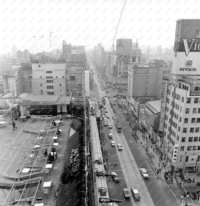 老照片 1964年的日本东京 车水马龙的交通|日本东京|交通|小汽车_新浪