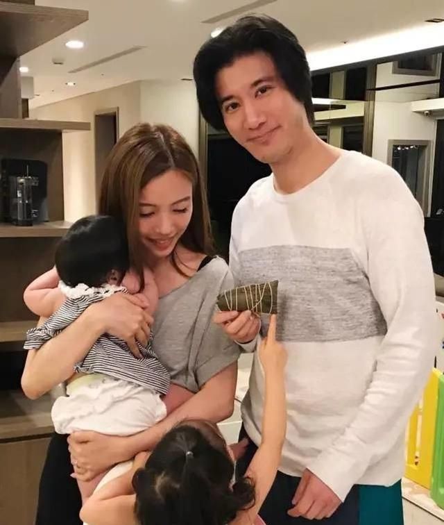 李云迪,因“贪图”美色毁一生,让高学历的女友情何以堪休闲区蓝鸢梦想 - Www.slyday.coM 李云迪,因“贪图”美色毁一生,让高学历的女友情何以堪休闲区蓝鸢梦想 - Www.slyday.coM