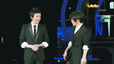 李云迪嫖娼被捕并非首次!恩师连说三个痛心,隐婚的瓜也被扒休闲区蓝鸢梦想 - Www.slyday.coM 李云迪嫖娼被捕并非首次!恩师连说三个痛心,隐婚的瓜也被扒休闲区蓝鸢梦想 - Www.slyday.coM