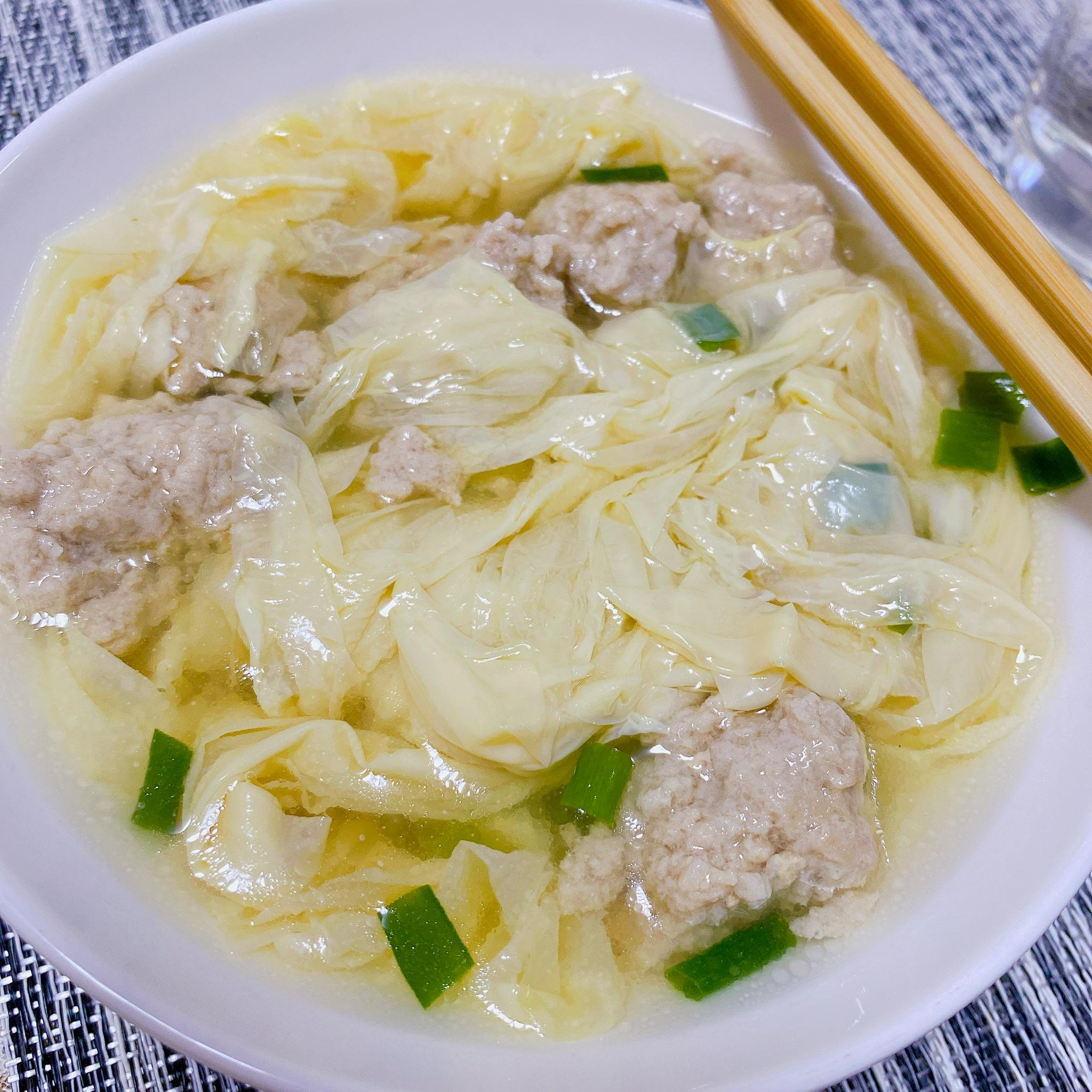 已经哄好了我妈吃上了世界上最好吃的豆腐皮肉糜汤