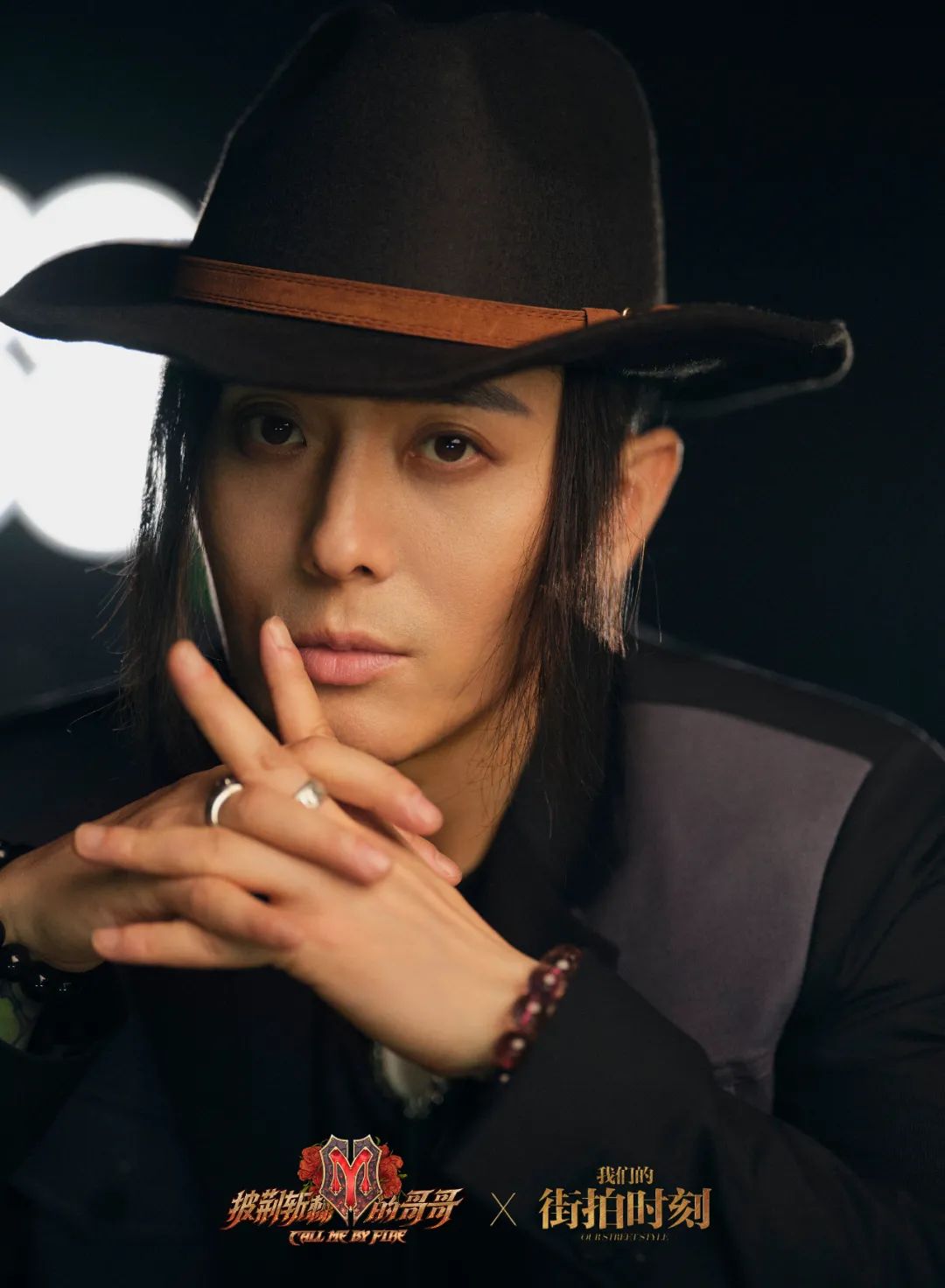 作为面孔乐队主唱的陈辉,在93年加入乐队并担任主音歌手,只要他一开嗓