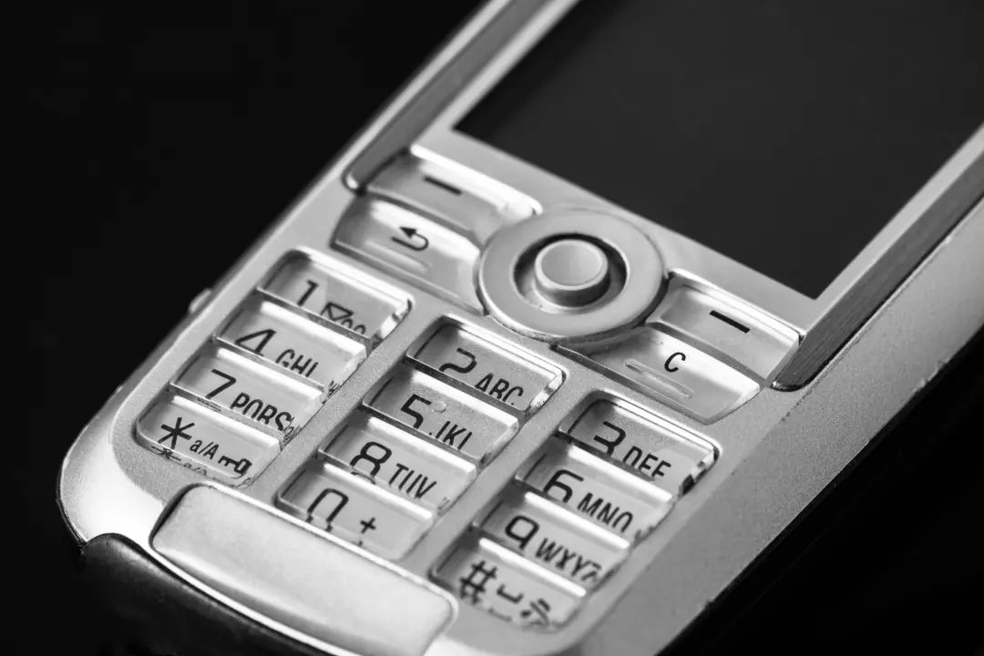 近日爆发的丑闻,我想找附近婬女手机号码：靠谱方法与安全提醒